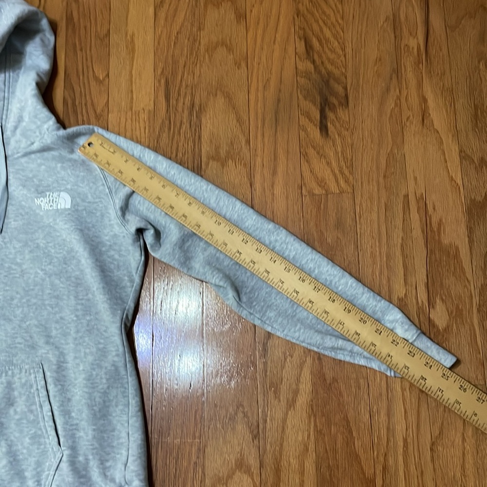 The North Face Women’s Grey Hoodie Size Large Kangaroo Pocket - Picture 5 of 15